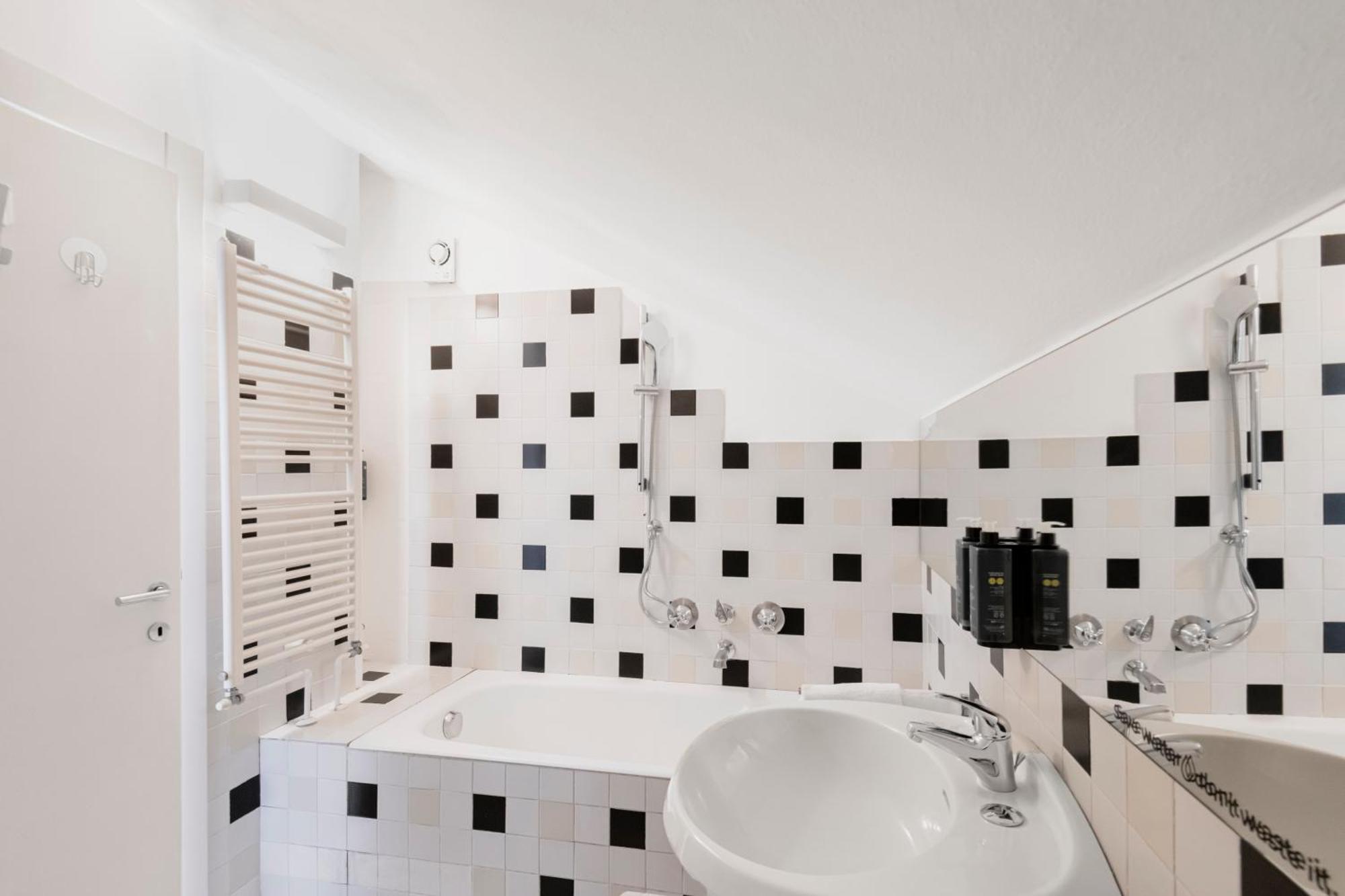 Relstay - Arco Della Pace - Sunny Loft Milano Eksteriør bilde